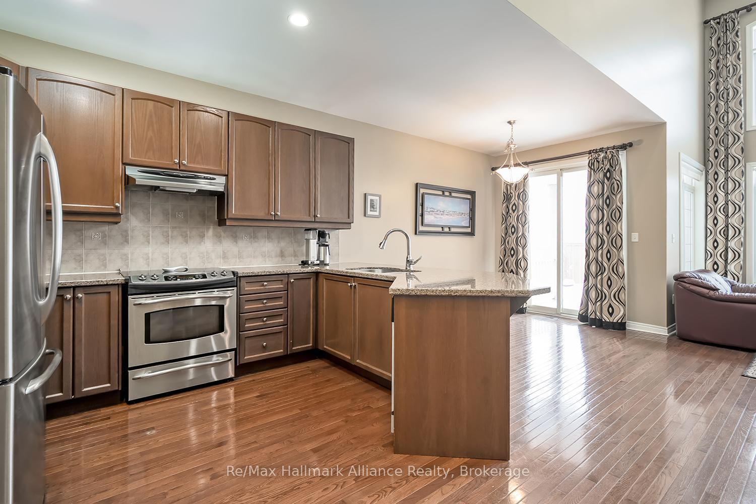 Photo 5 of 3103 Richview Boulevard, Oakville, Bronte Creek — HOMEH