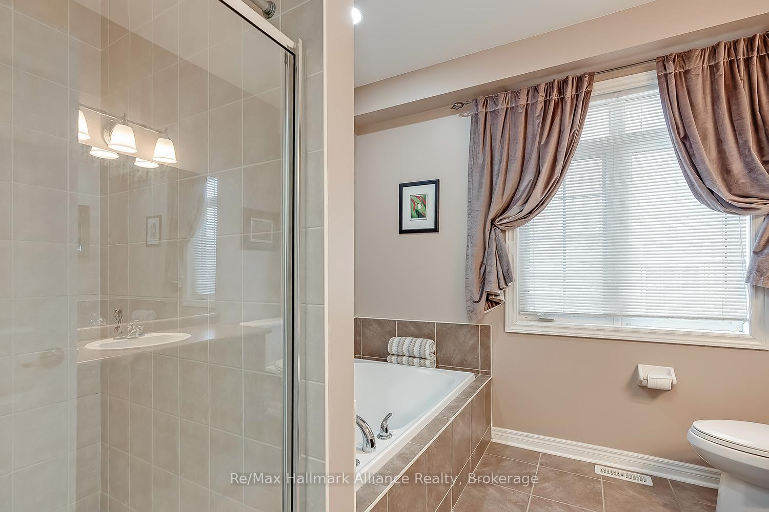Photo 25 of 3103 Richview Boulevard, Oakville, Bronte Creek — HOMEH