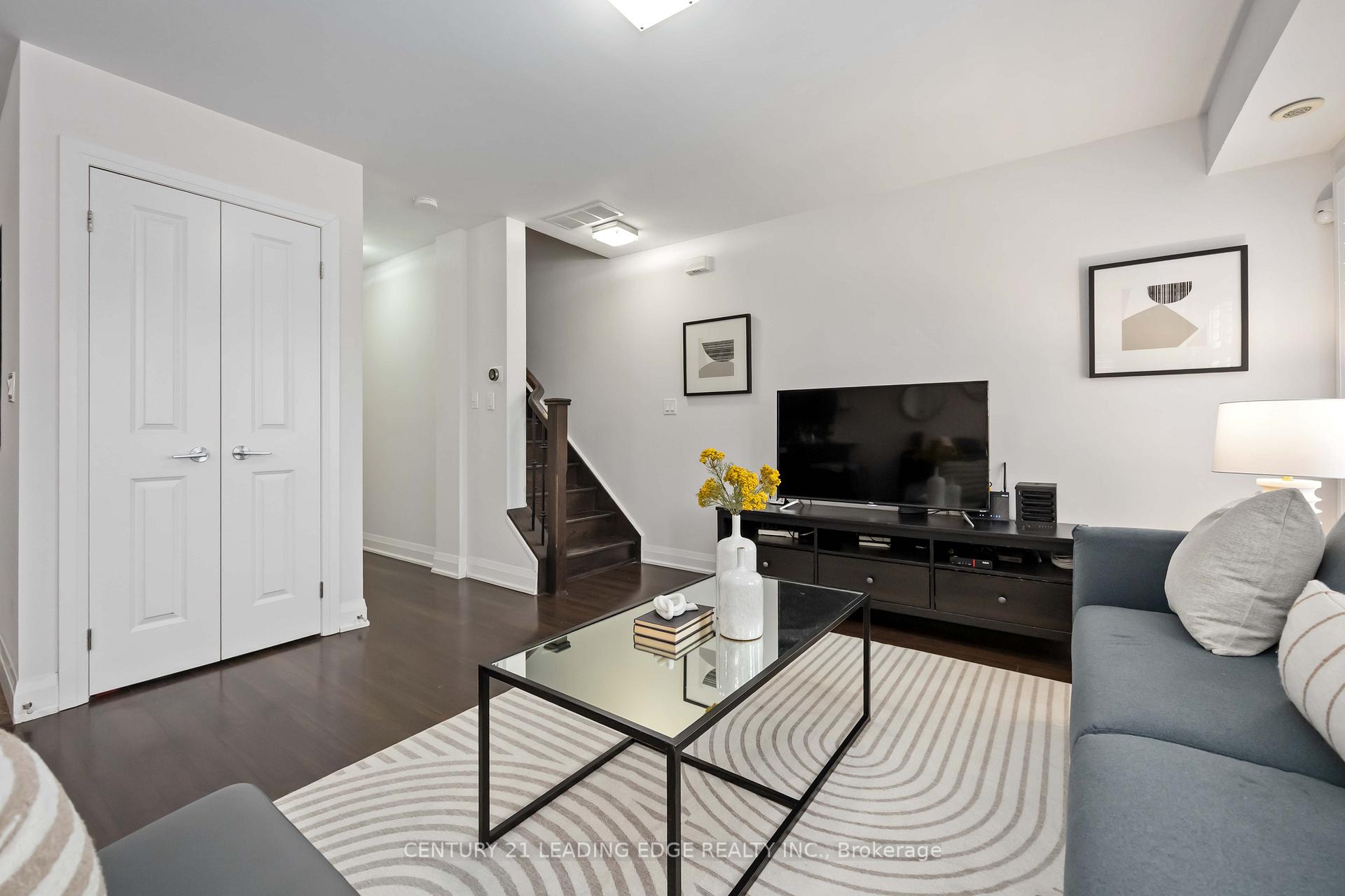 Photo 5 of Unit 285, 326 John Street, Markham, Aileen-Willowbrook — HOMEH