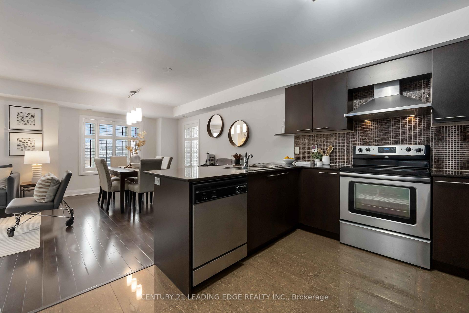 Photo 10 of Unit 285, 326 John Street, Markham, Aileen-Willowbrook — HOMEH