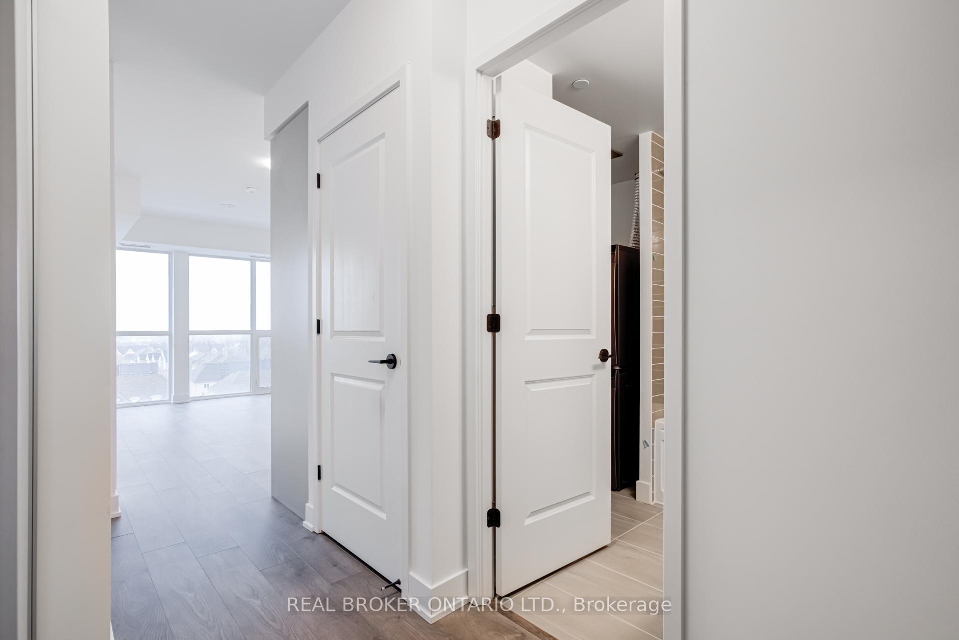 Photo 5 of Unit 724, 2343 Khalsa Gate W, Oakville, Westmount — HOMEH