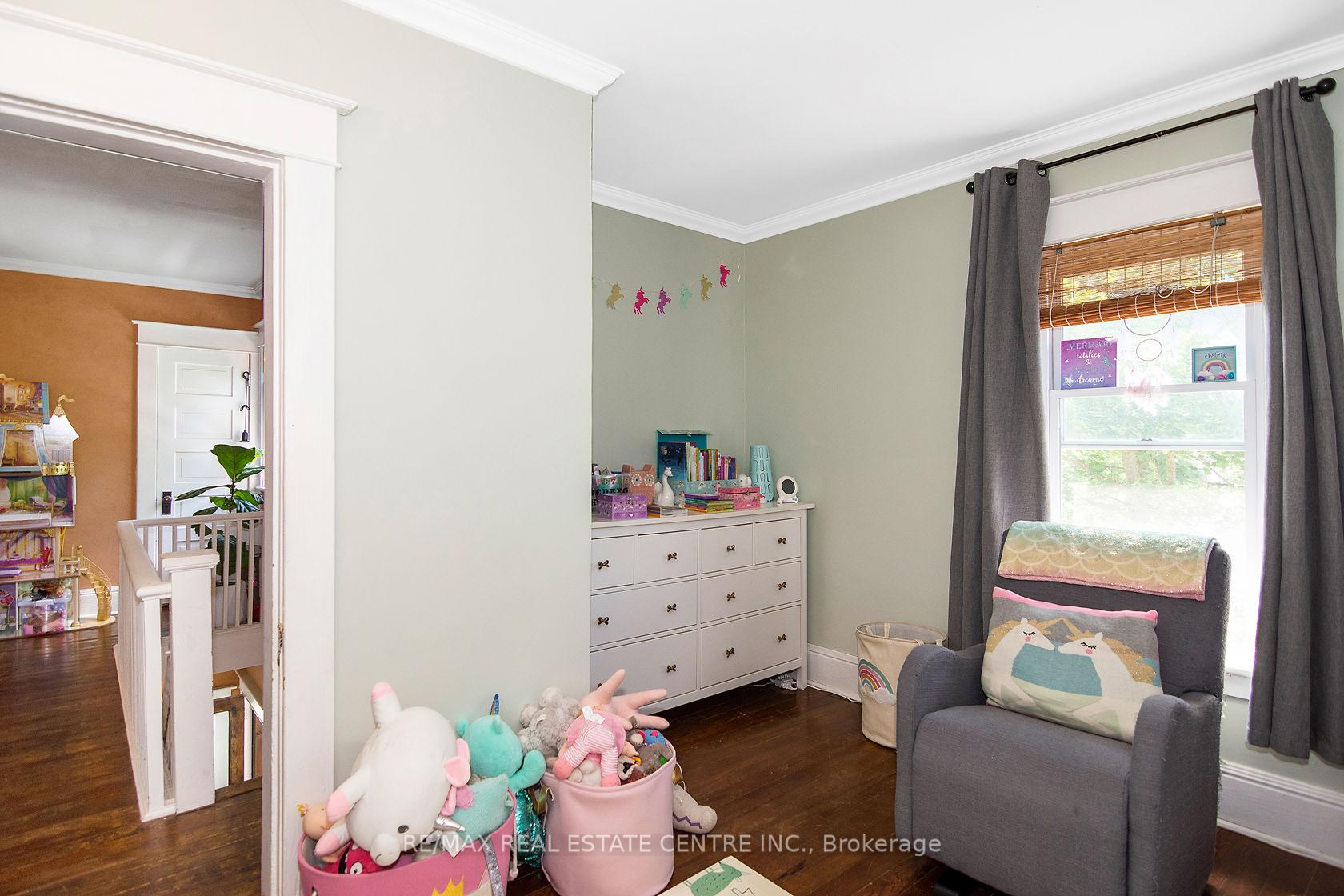 Photo 19 of 132 First Avenue E, Shelburne — HOMEH