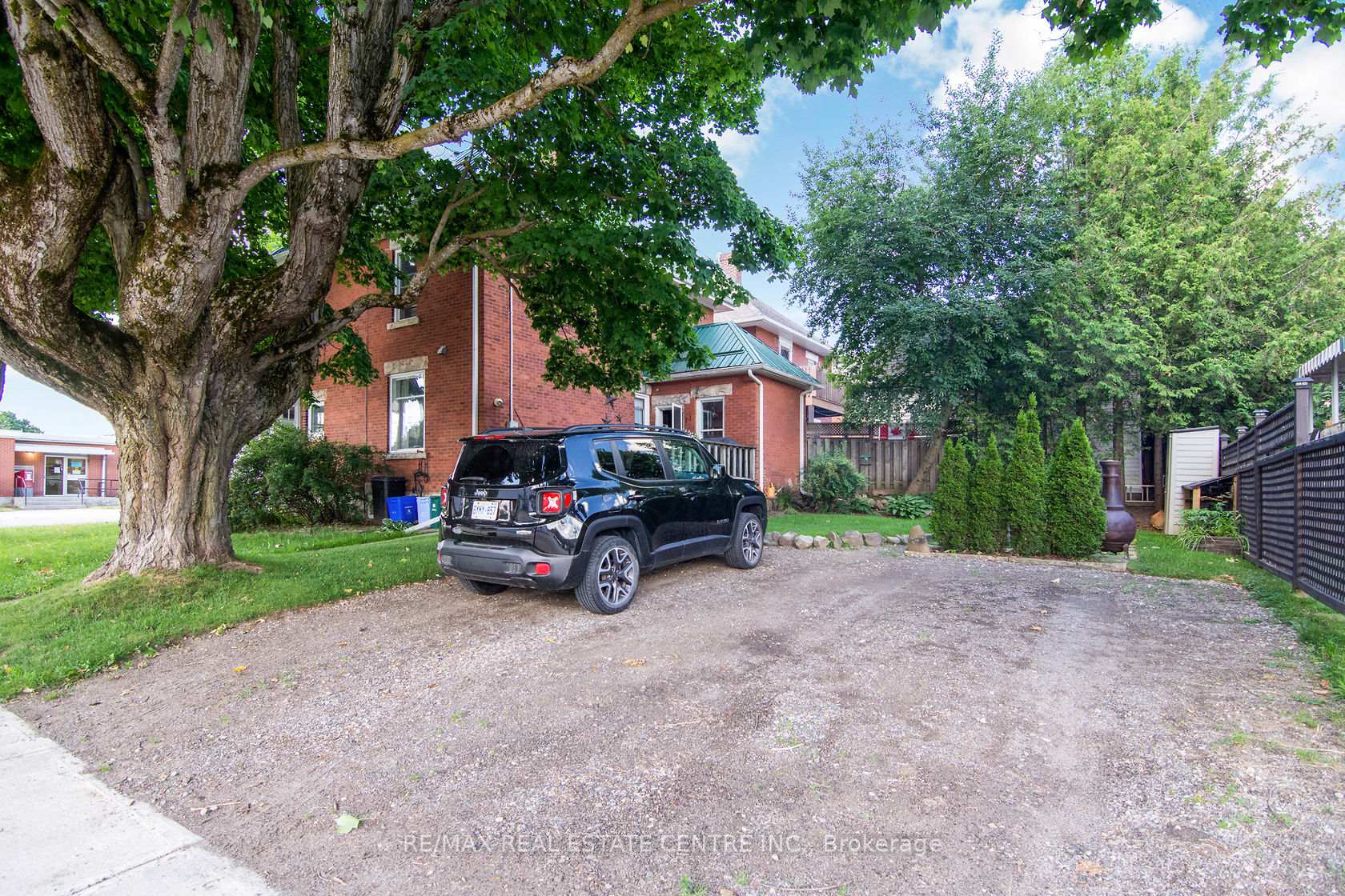 Photo 33 of 132 First Avenue E, Shelburne — HOMEH