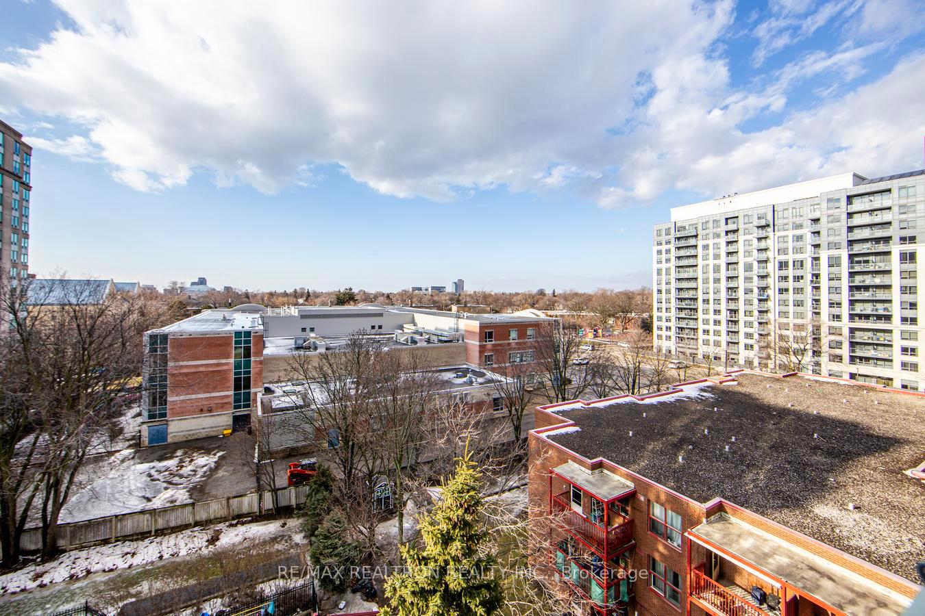 Photo 19 of Unit 708, 2 Covington Road, Toronto, Englemount-Lawrence — HOMEH