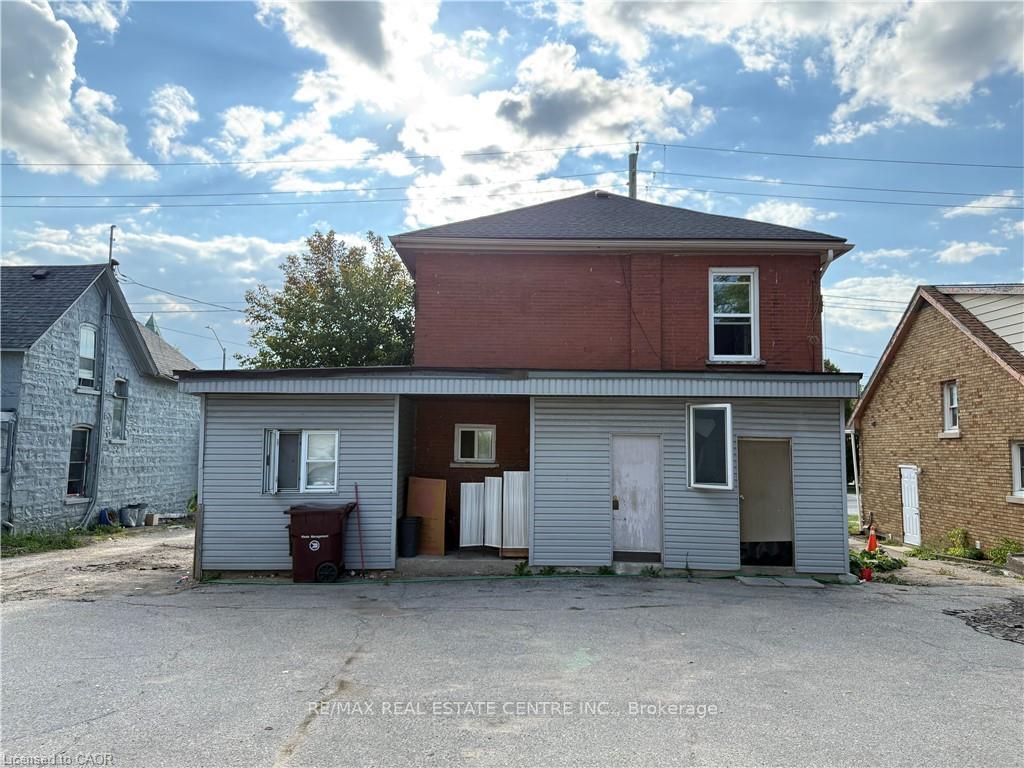Photo 8 of 229 Water Street N, Cambridge — HOMEH