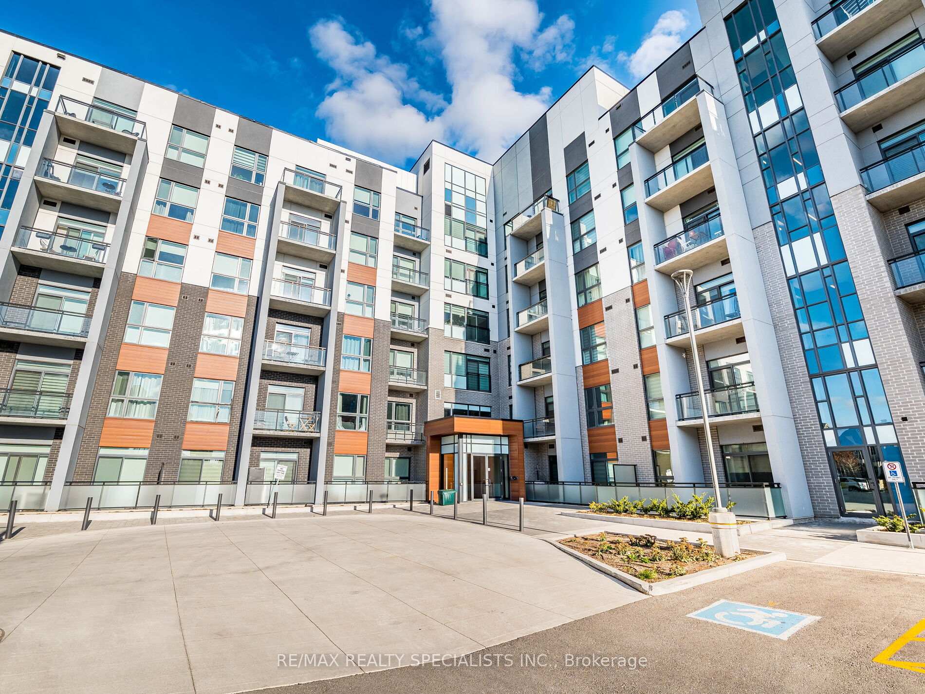 Photo 43 of Unit 613, 50 Kaitting Trail, Oakville, Glenorchy — HOMEH