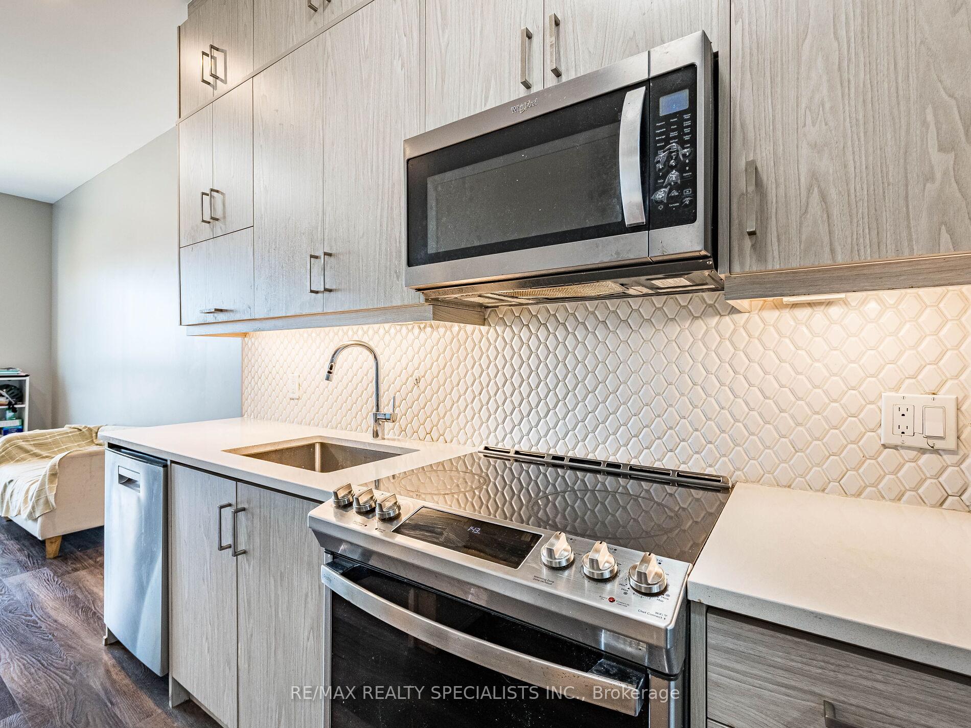 Photo 32 of Unit 613, 50 Kaitting Trail, Oakville, Glenorchy — HOMEH
