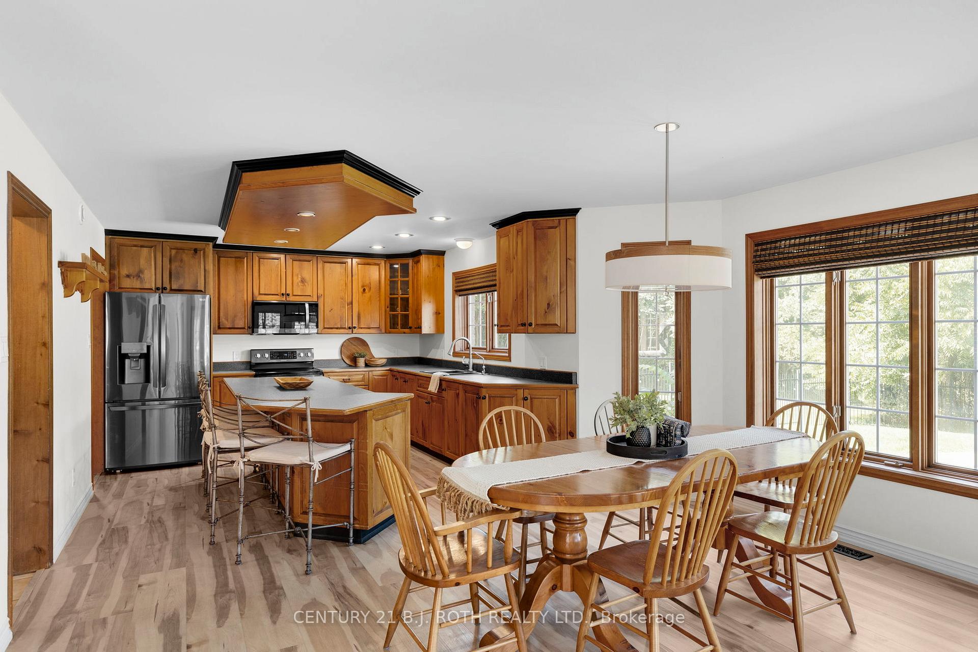 Photo 3 of 256 Denney Drive, Essa, Baxter — HOMEH