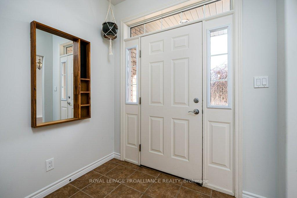 Photo 11 of 45 Gavey Street, Belleville, Thurlow Ward — HOMEH