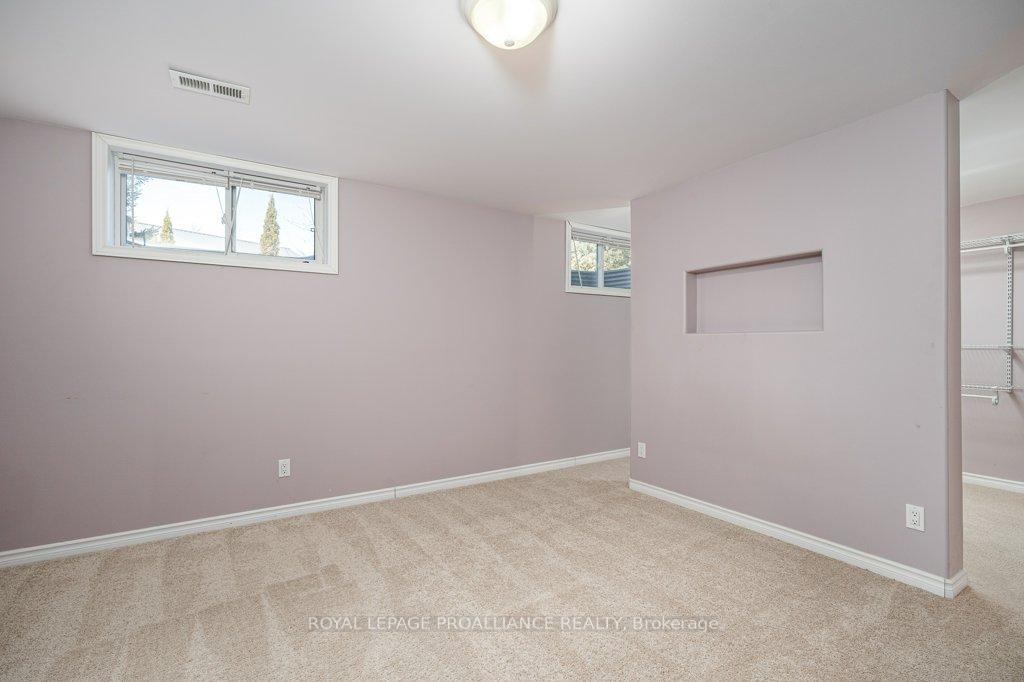 Photo 24 of 45 Gavey Street, Belleville, Thurlow Ward — HOMEH