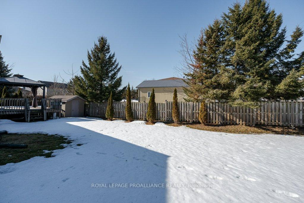 Photo 31 of 45 Gavey Street, Belleville, Thurlow Ward — HOMEH