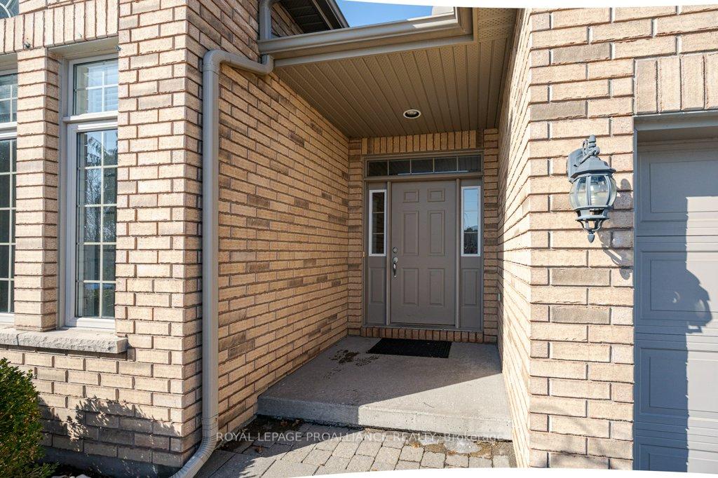 Photo 32 of 45 Gavey Street, Belleville, Thurlow Ward — HOMEH