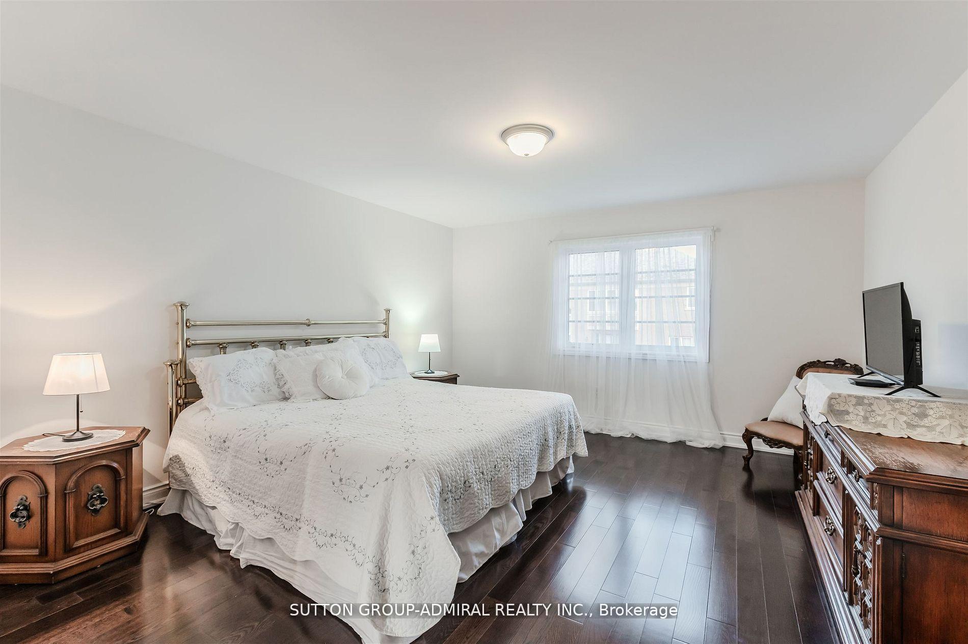 Photo 19 of 23 Samson Trail, King, Nobleton — HOMEH