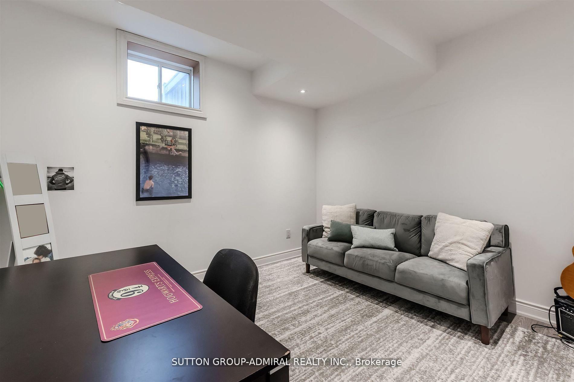 Photo 32 of 23 Samson Trail, King, Nobleton — HOMEH