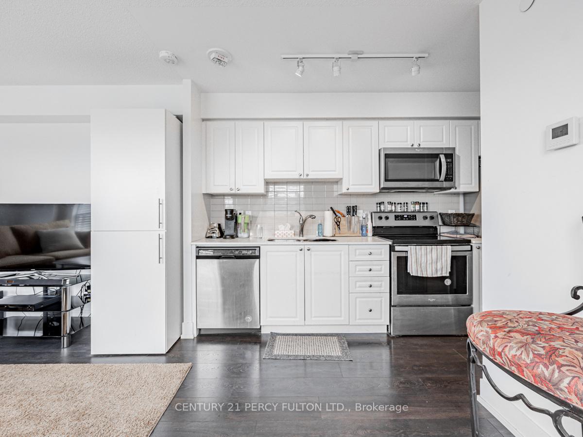 Photo 7 of Unit 302, 1255 Bayly Street, Pickering, Bay Ridges — HOMEH