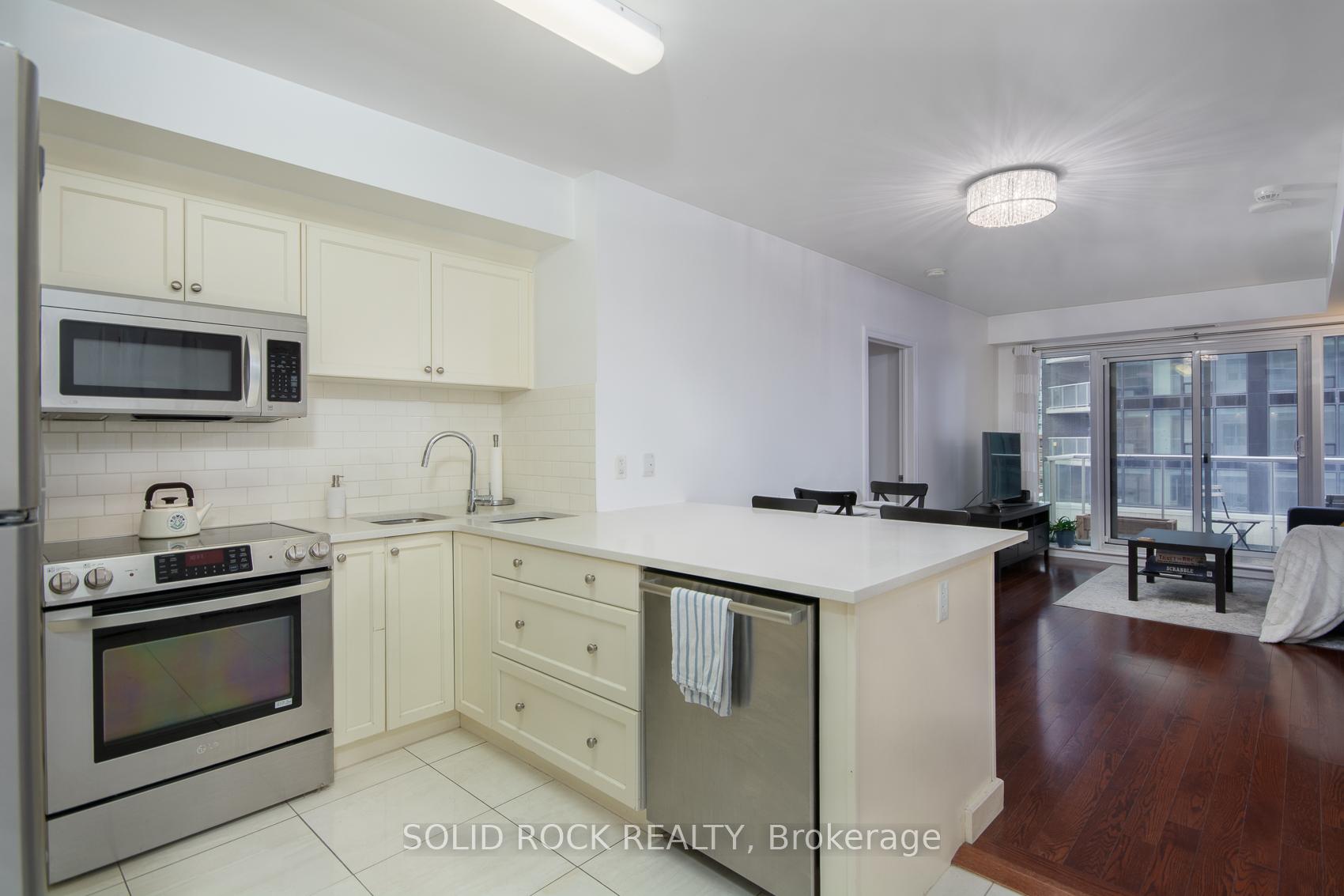 Photo 3 of Unit 502, 242 Rideau Street, Ottawa, Sandy Hill — HOMEH