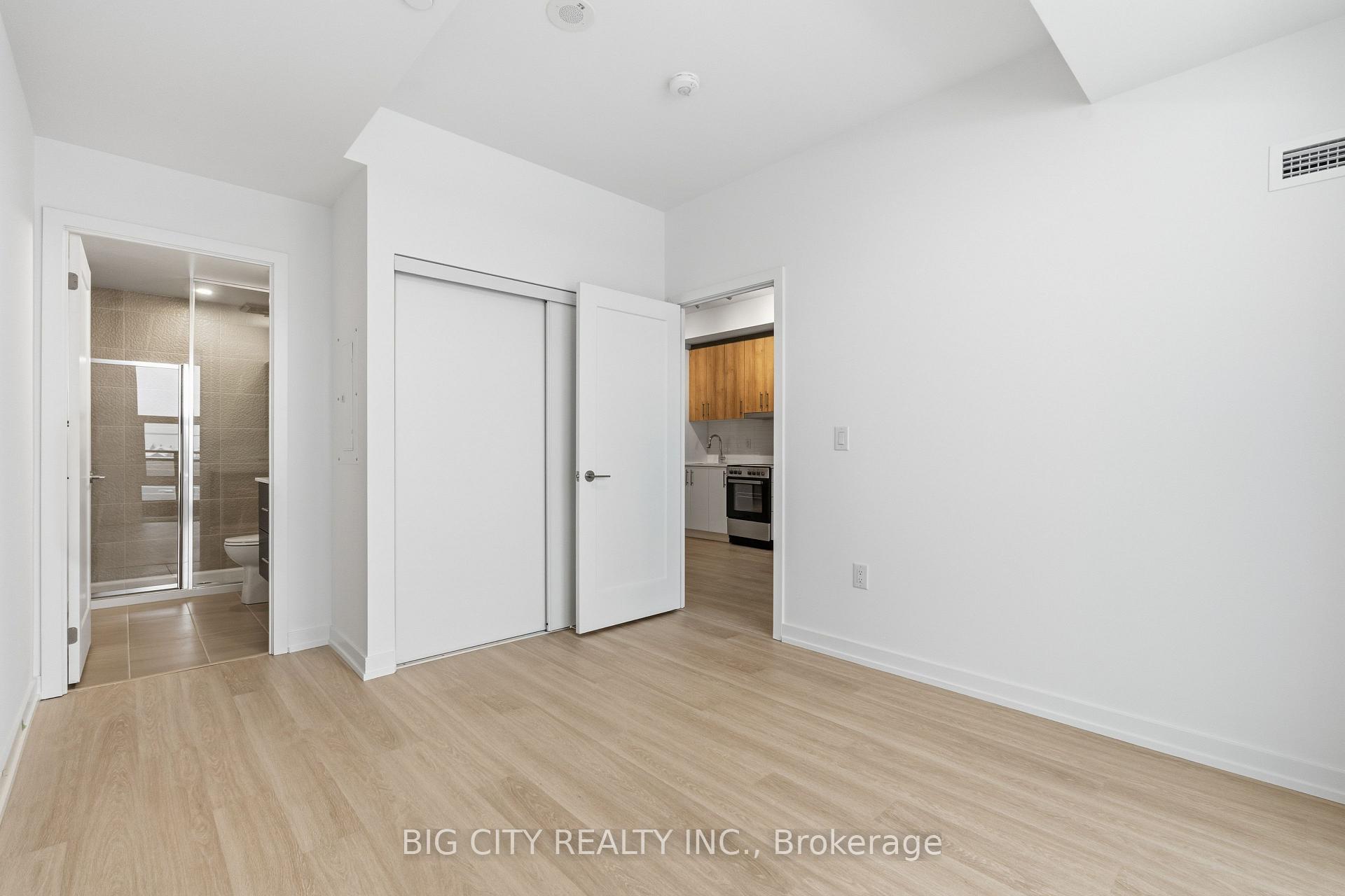 Photo 5 of Unit 532, 9751 Markham Road, Markham, Greensborough — HOMEH