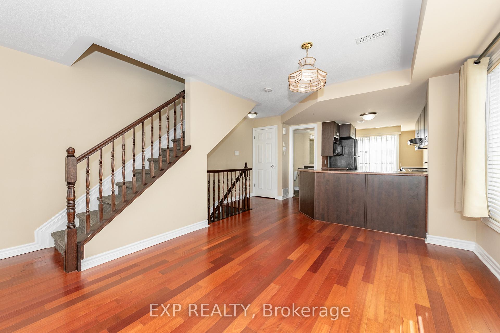 Photo 9 of Unit B, 734 Chapman Mills Drive, Ottawa, Barrhaven - Strandherd — HOMEH