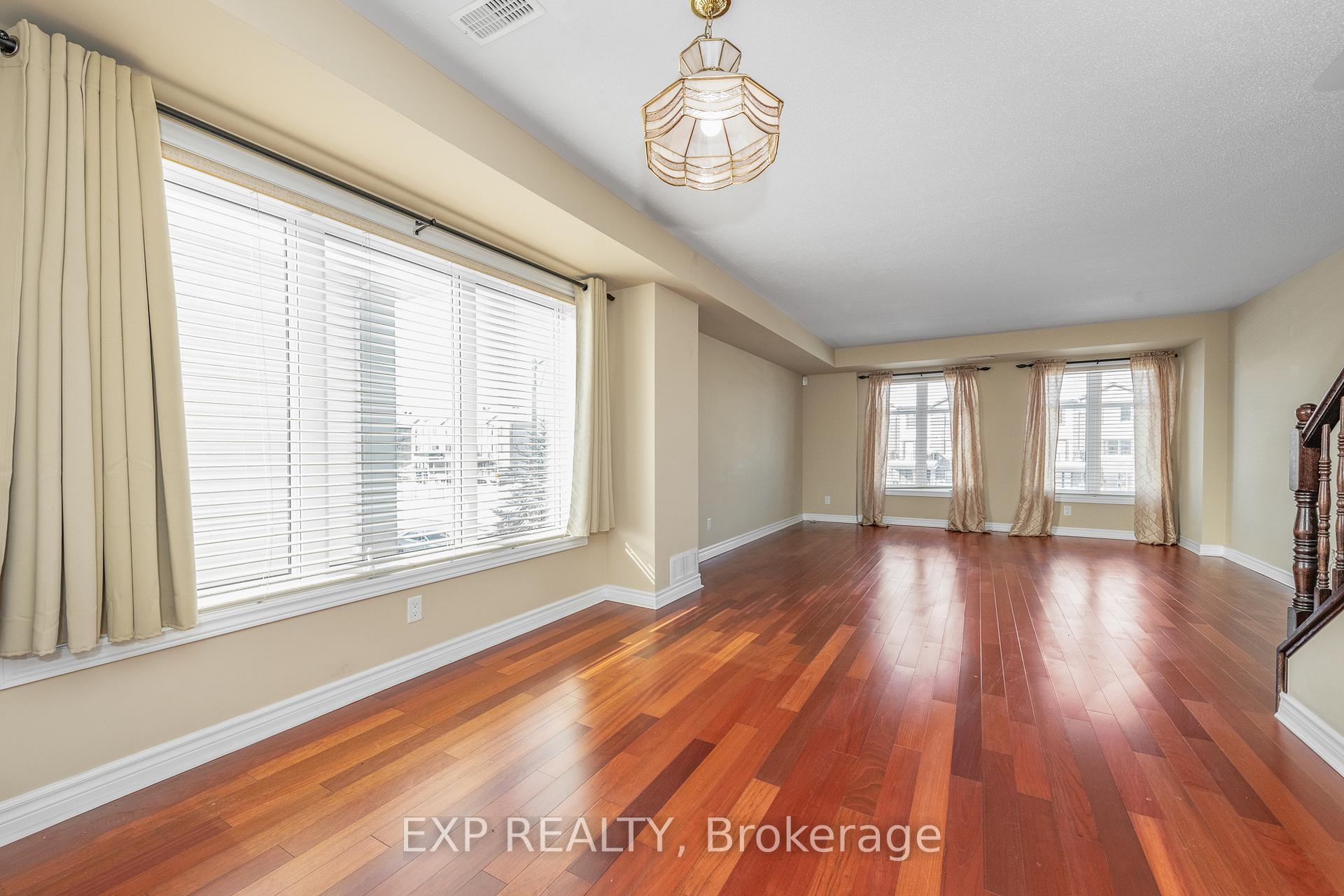 Photo 28 of Unit B, 734 Chapman Mills Drive, Ottawa, Barrhaven - Strandherd — HOMEH