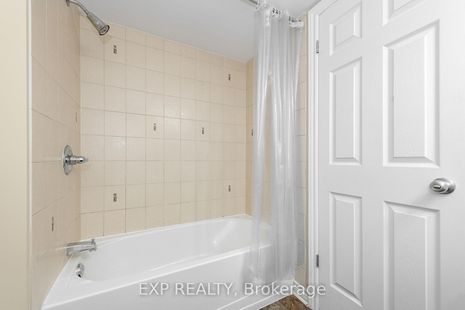 Photo 29 of Unit B, 734 Chapman Mills Drive, Ottawa, Barrhaven - Strandherd — HOMEH