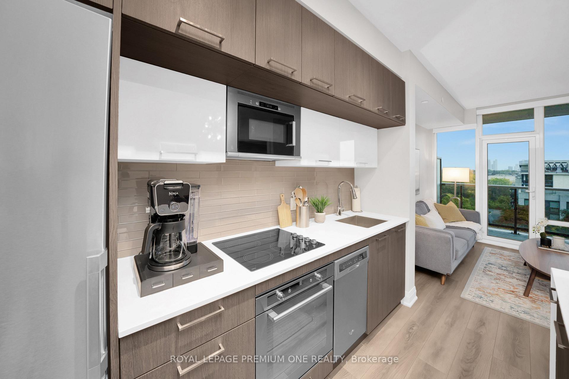 Photo 2 of Unit 623, 4800 highway 7 Road, Vaughan, East Woodbridge — HOMEH
