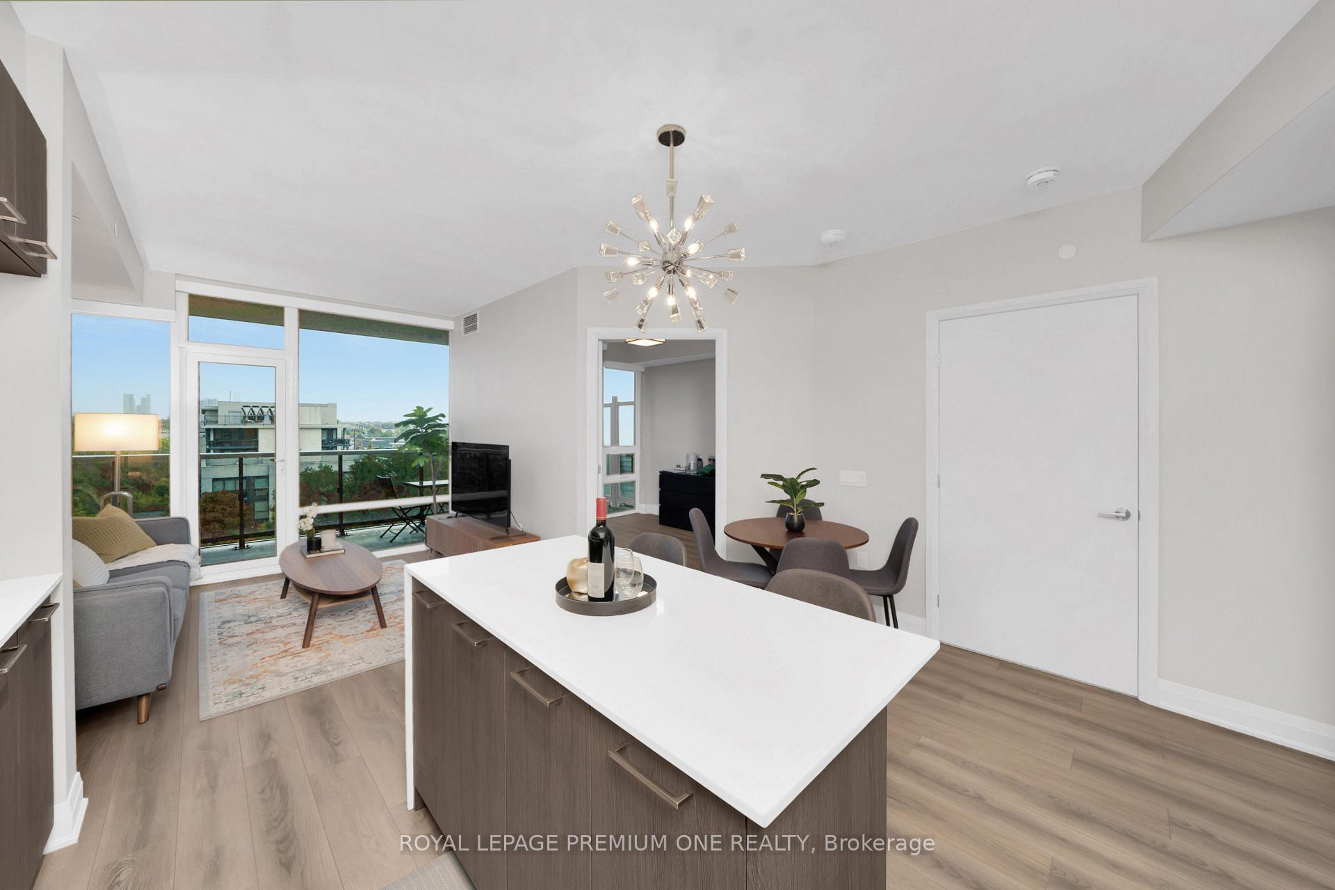 Photo 3 of Unit 623, 4800 highway 7 Road, Vaughan, East Woodbridge — HOMEH