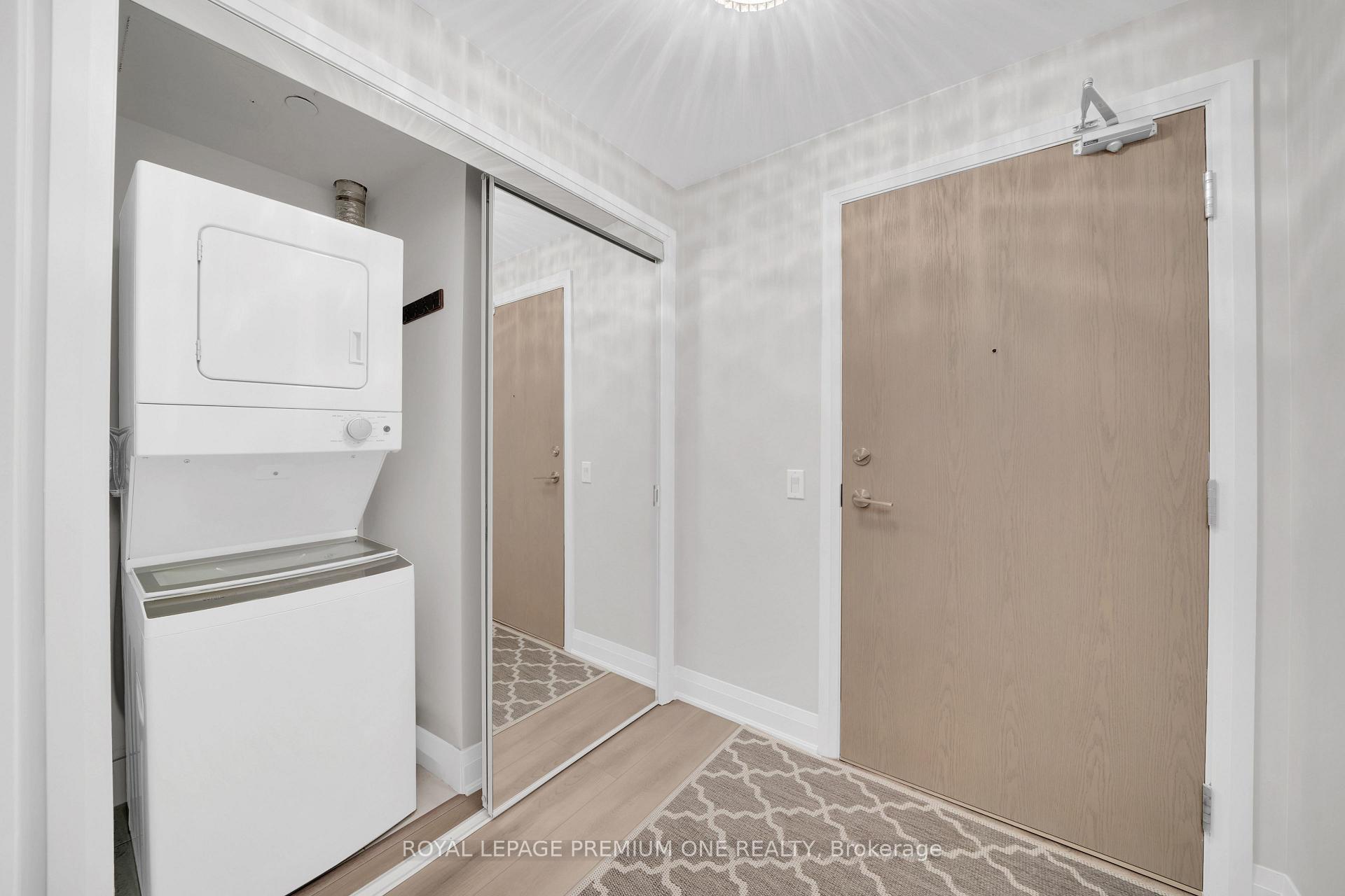 Photo 9 of Unit 623, 4800 highway 7 Road, Vaughan, East Woodbridge — HOMEH