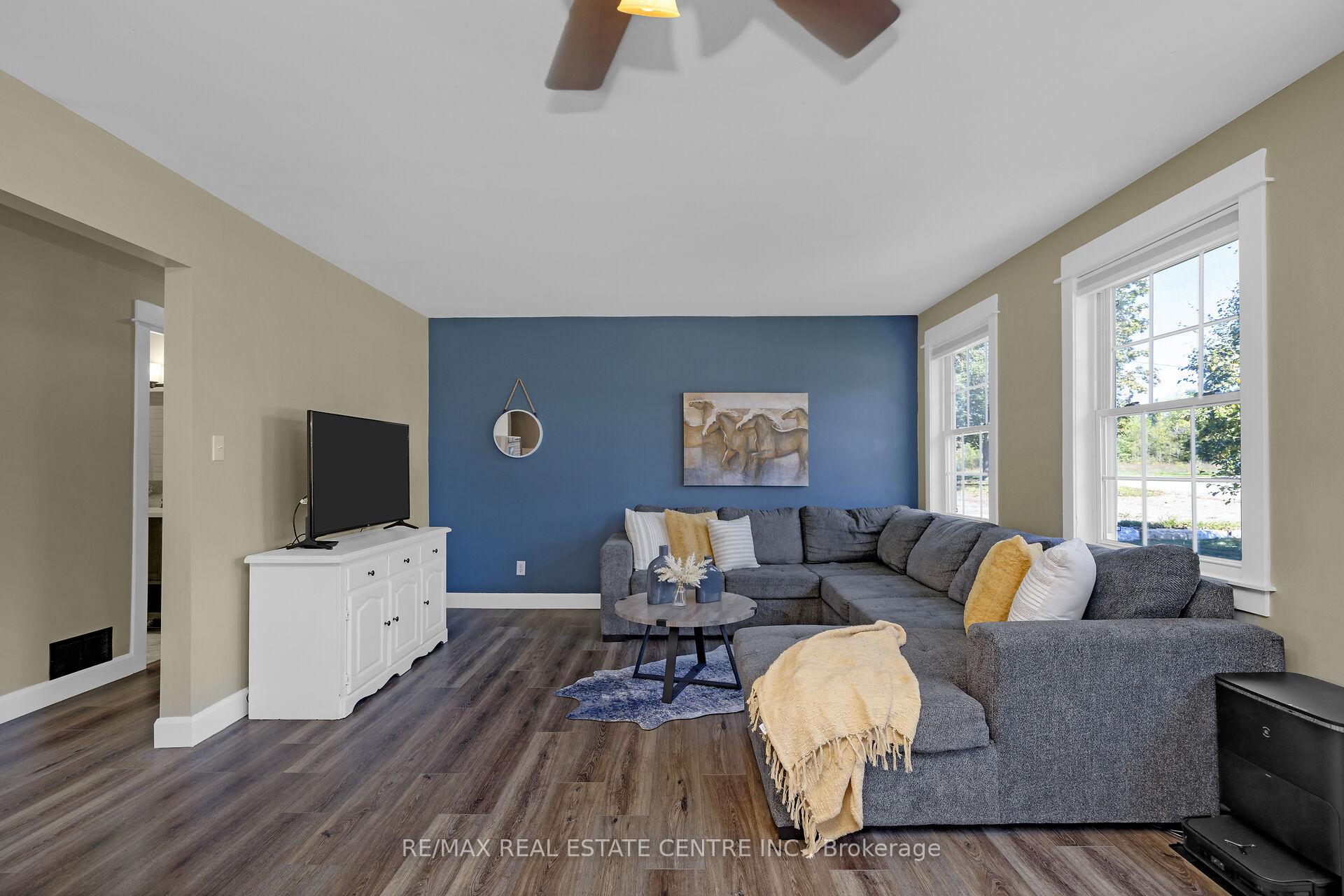Photo 9 of 226 Daniel Street, Erin — HOMEH