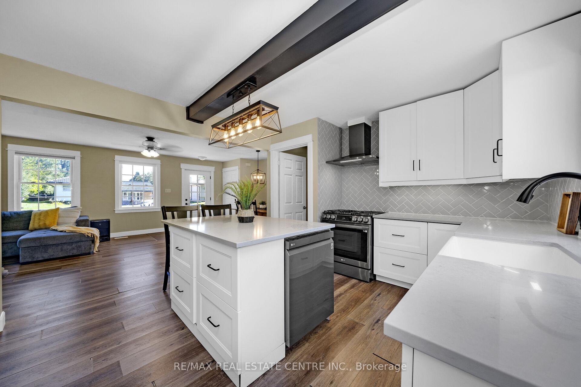 Photo 16 of 226 Daniel Street, Erin — HOMEH