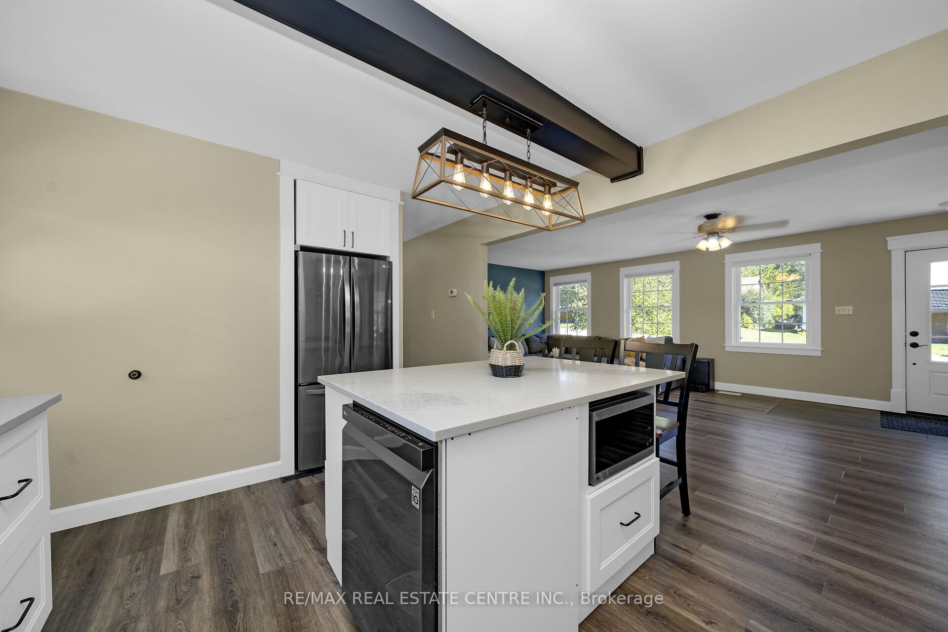 Photo 18 of 226 Daniel Street, Erin — HOMEH