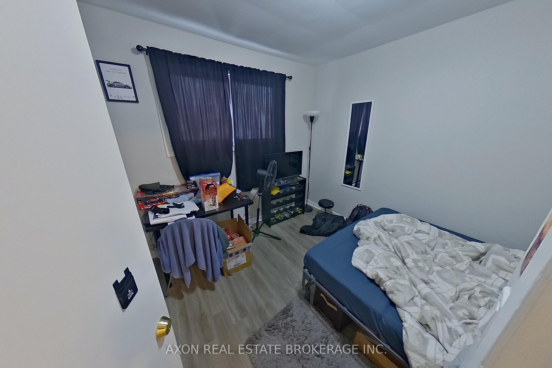 Photo 3 of 31 Montgomery Boulevard, Kingston, City Southwest — HOMEH