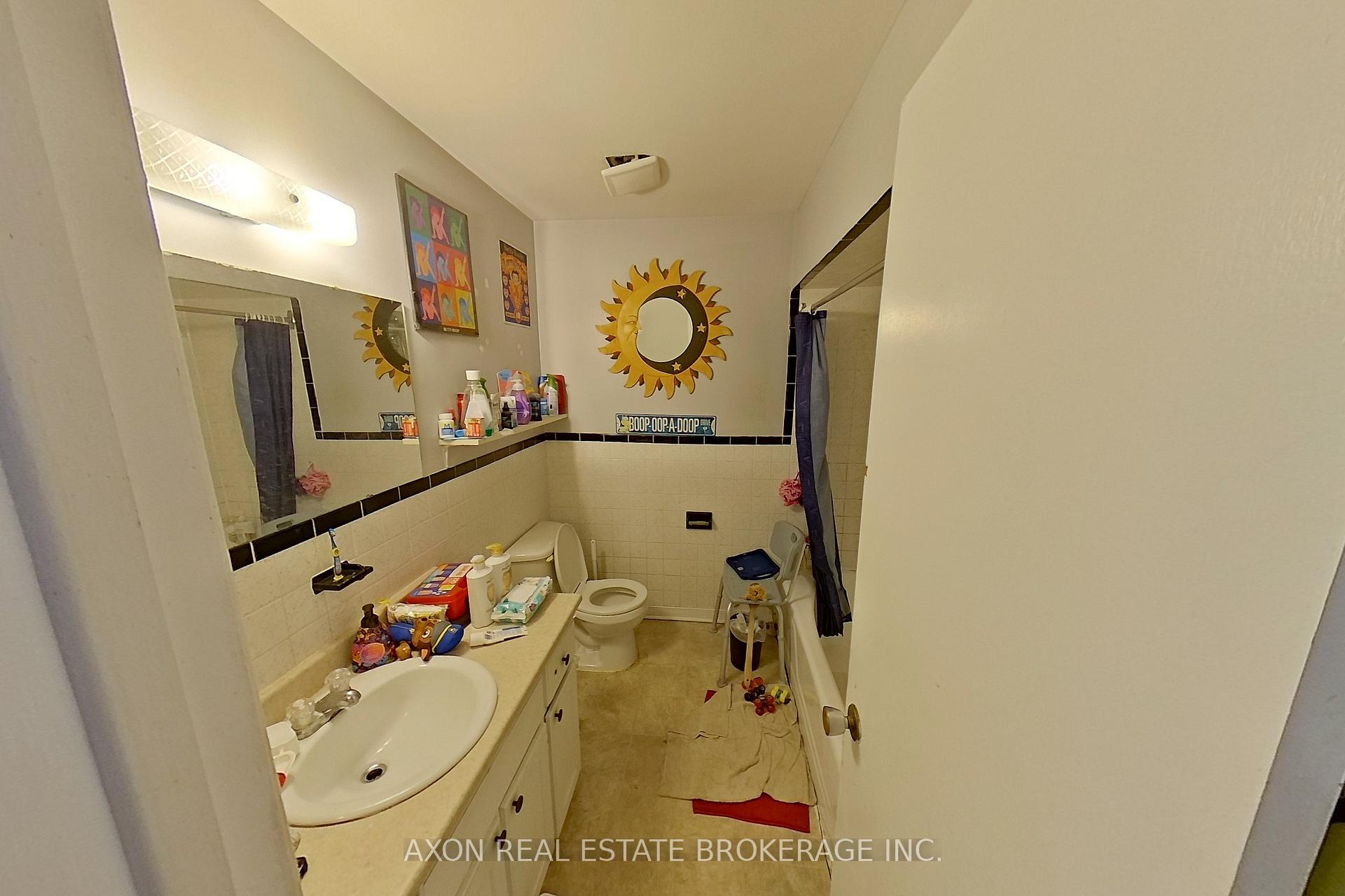 Photo 14 of 31 Montgomery Boulevard, Kingston, City Southwest — HOMEH