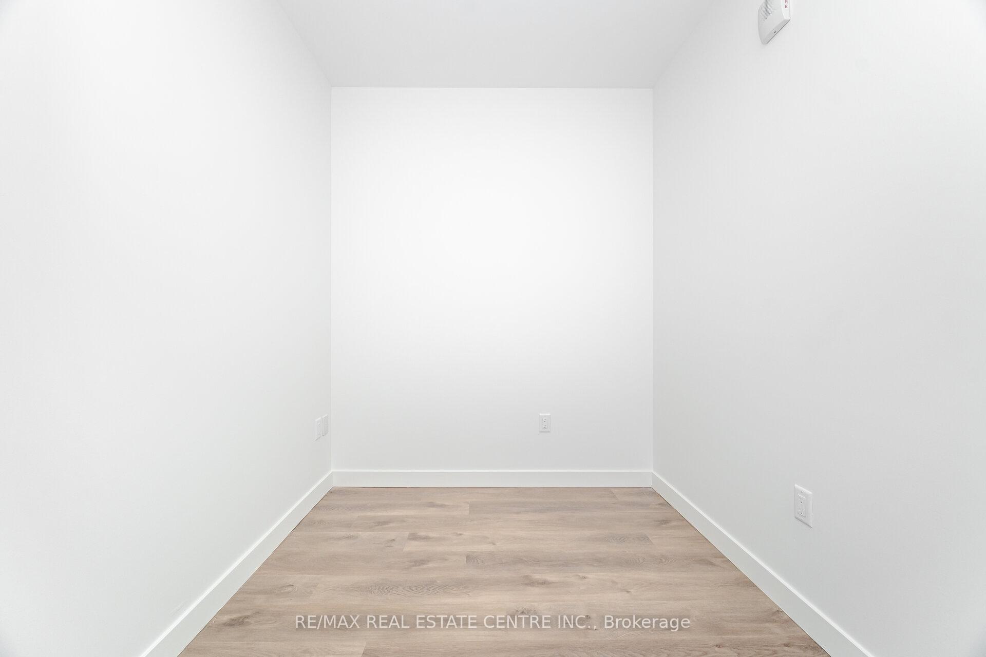 Photo 17 of Unit 405, 461 Green Road, Hamilton, Stoney Creek — HOMEH