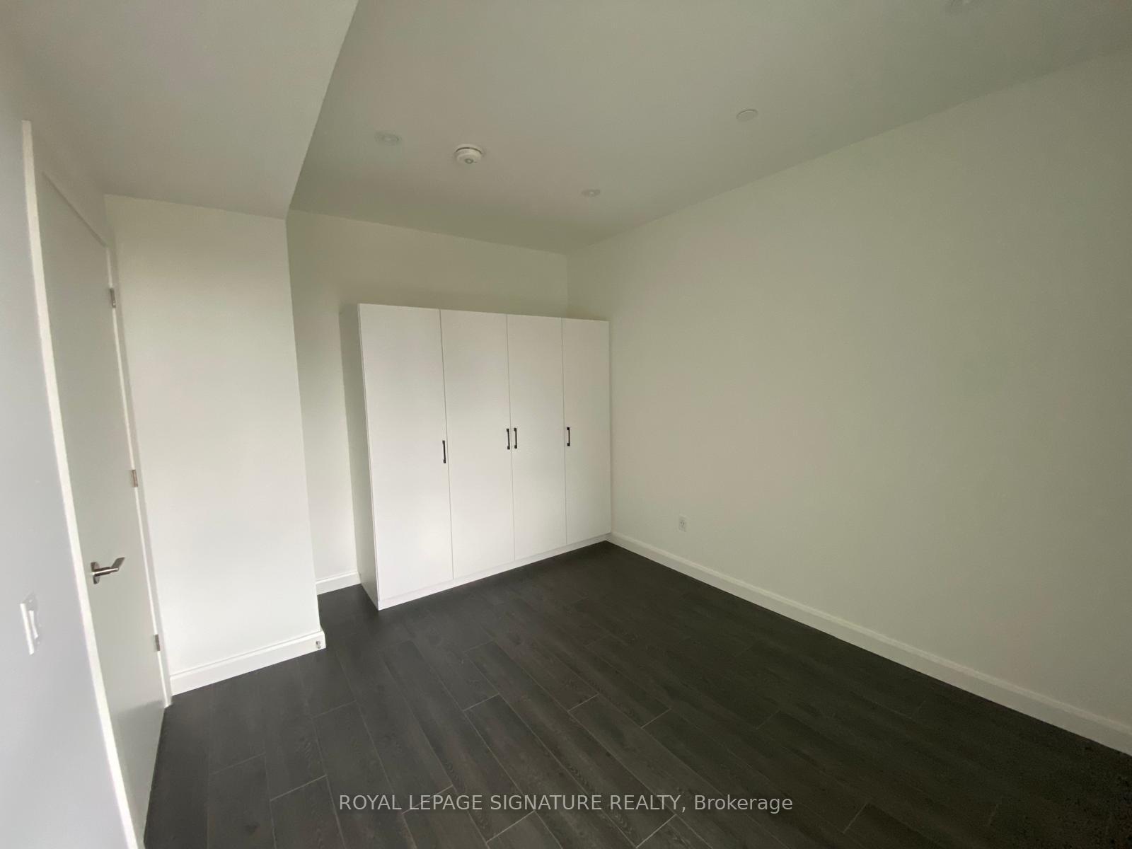Photo 2 of Unit 806, 741 King Street W, Kitchener, KW Hospital — HOMEH