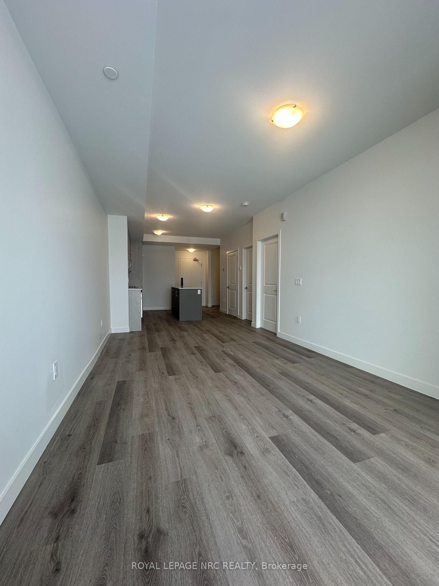 Photo 11 of Unit 313, 461 Green Road, Hamilton, Lakeshore — HOMEH
