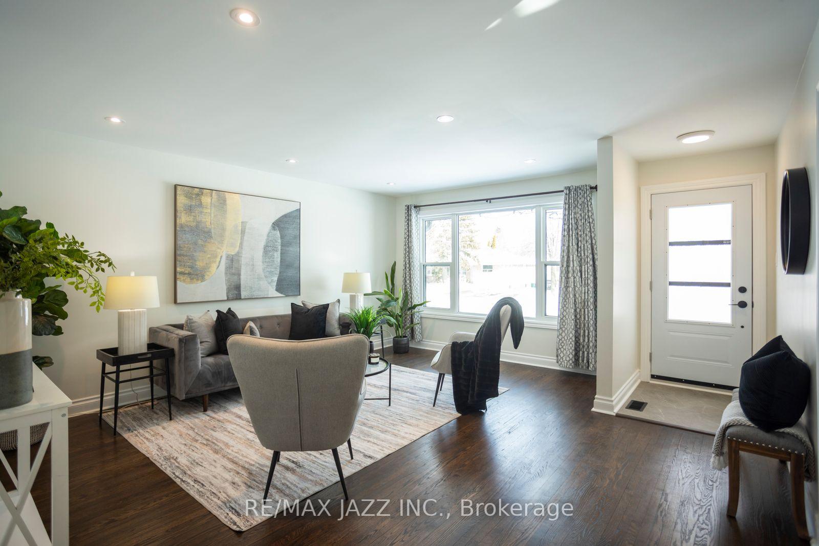 Photo 9 of 256 Trent Street, Oshawa, McLaughlin — HOMEH