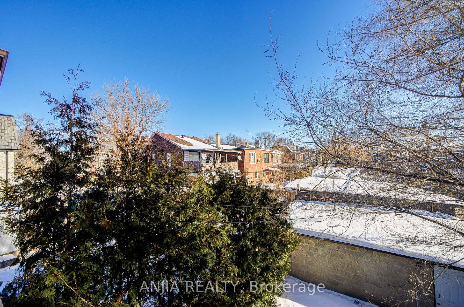 Photo 20 of 7 Linnsmore Crescent, Toronto, Danforth Village-East York — HOMEH