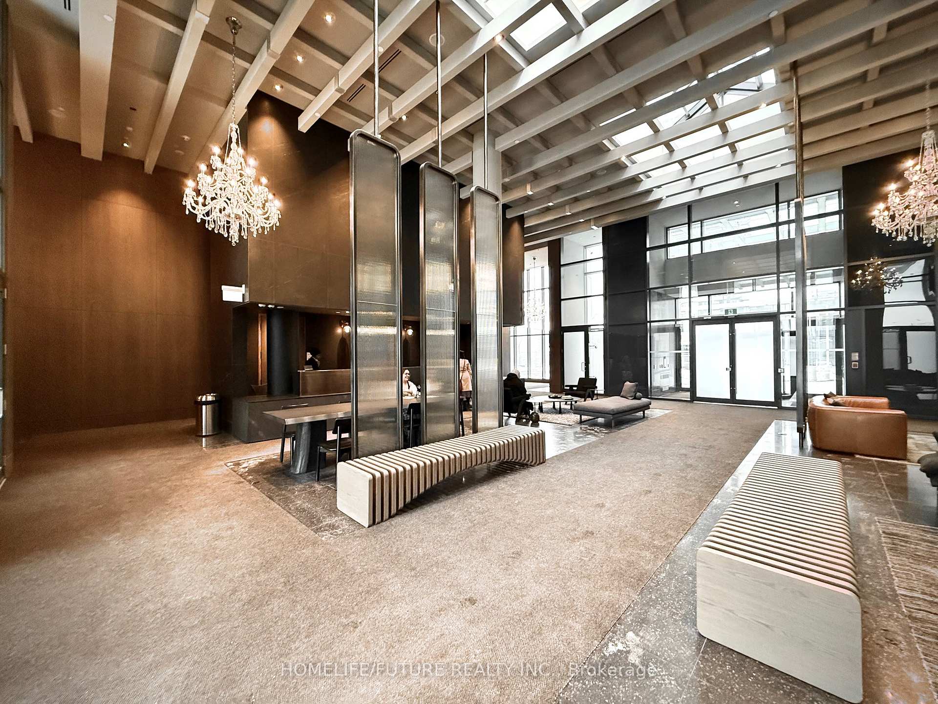 Photo 1 of Unit 4715, 8 Interchange Way, Vaughan, Vaughan Corporate Centre — HOMEH