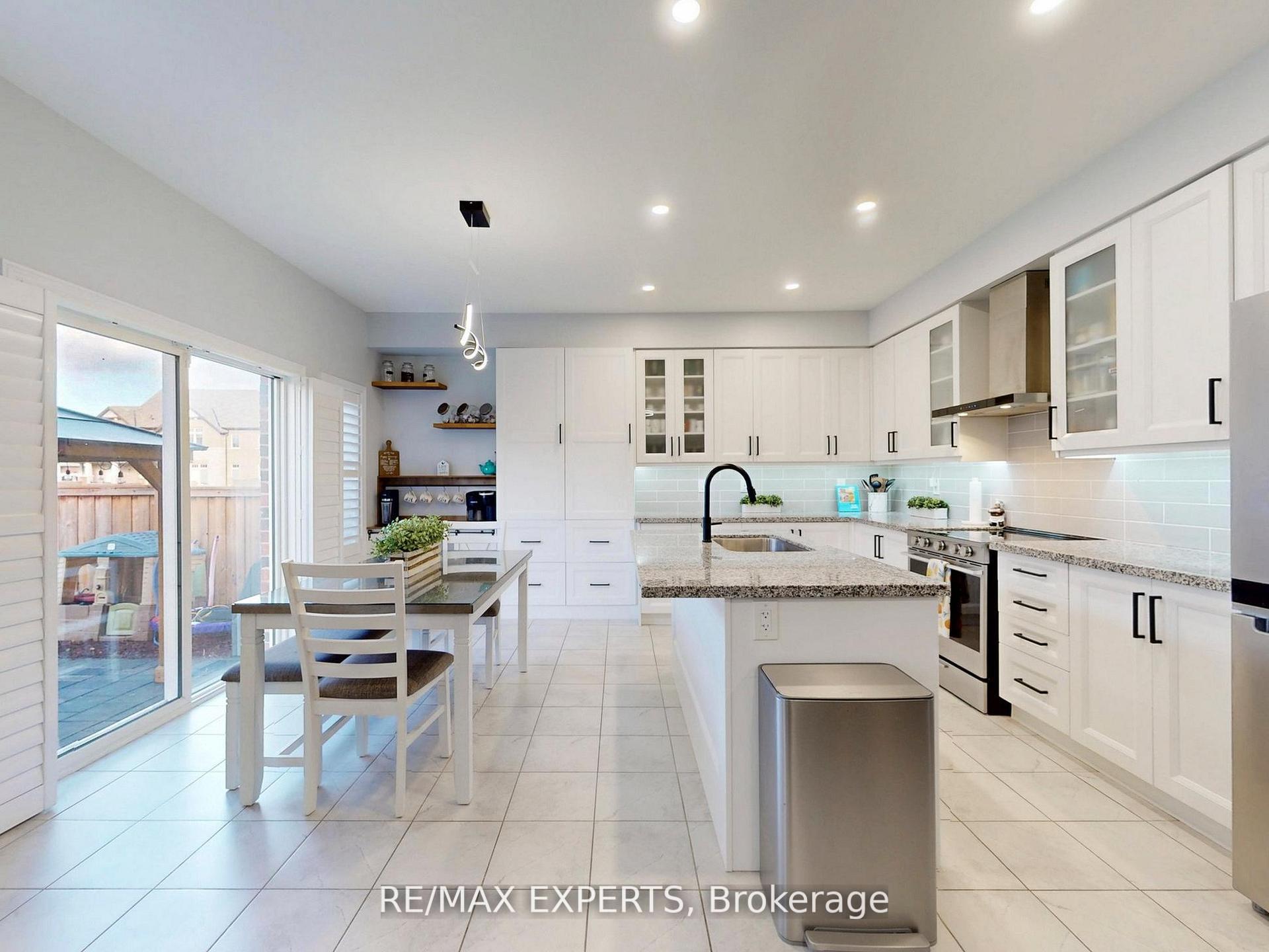 Photo 13 of 1002 Cole Street, Innisfil, Alcona — HOMEH
