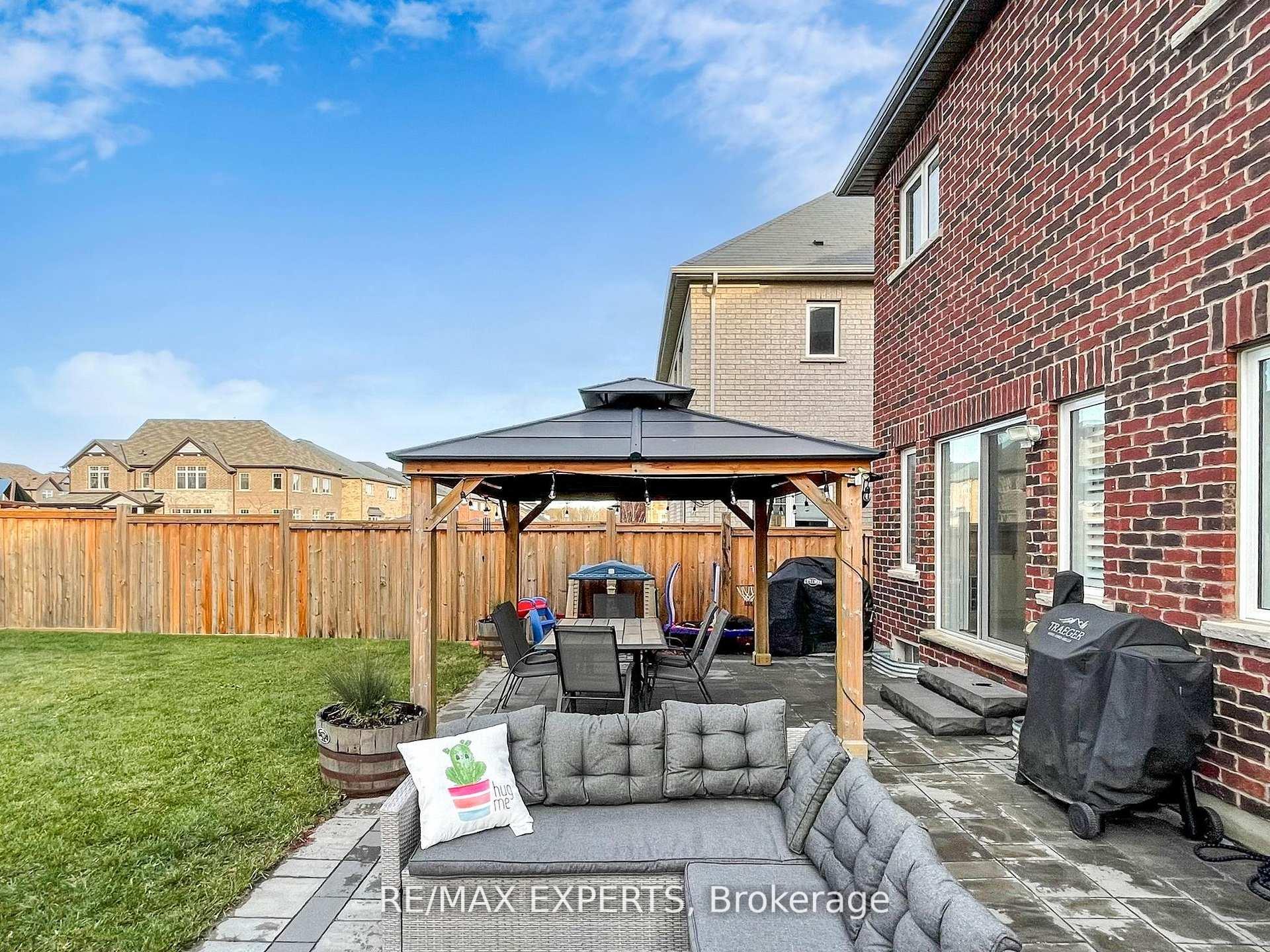 Photo 26 of 1002 Cole Street, Innisfil, Alcona — HOMEH
