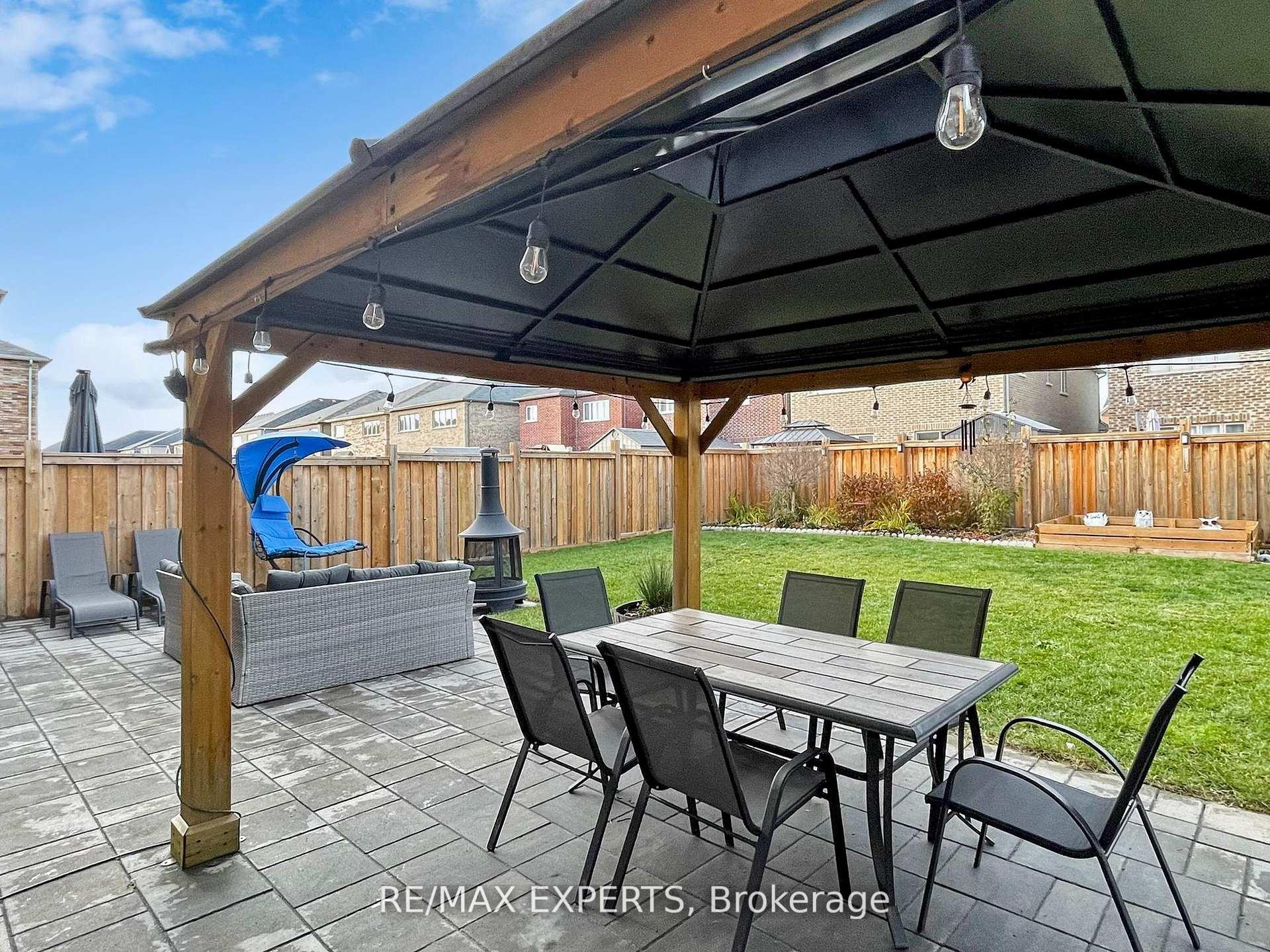 Photo 22 of 1002 Cole Street, Innisfil, Alcona — HOMEH