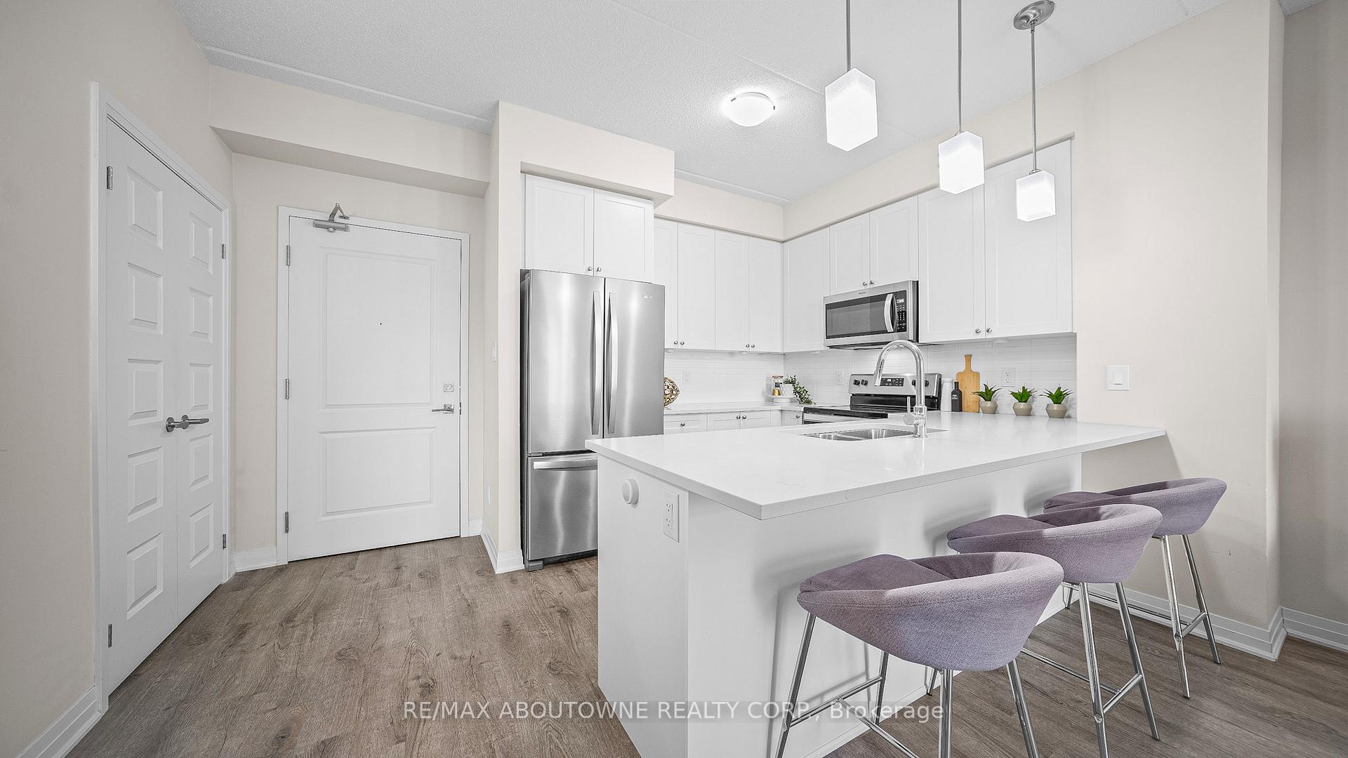 Photo 13 of Unit 304, 610 Farmstead Drive, Milton, Willmott — HOMEH