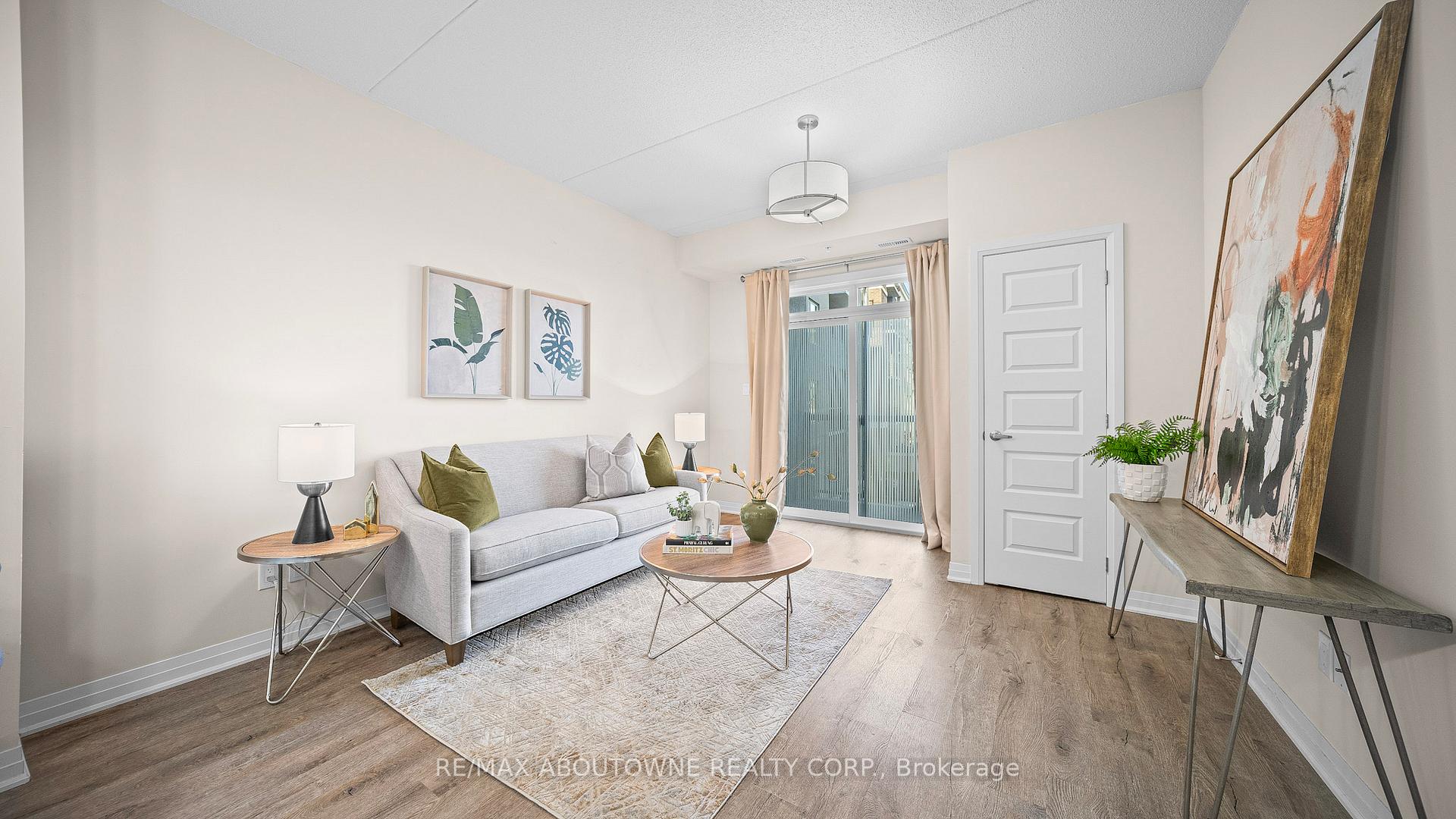 Photo 3 of Unit 304, 610 Farmstead Drive, Milton, Willmott — HOMEH