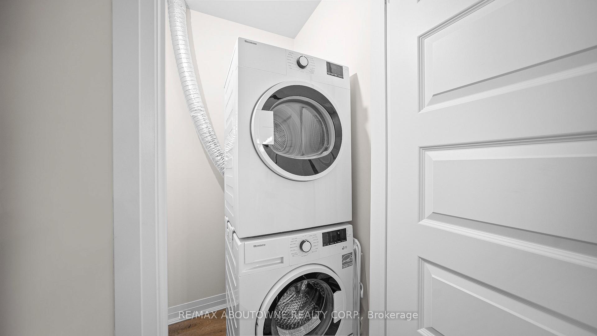 Photo 2 of Unit 304, 610 Farmstead Drive, Milton, Willmott — HOMEH