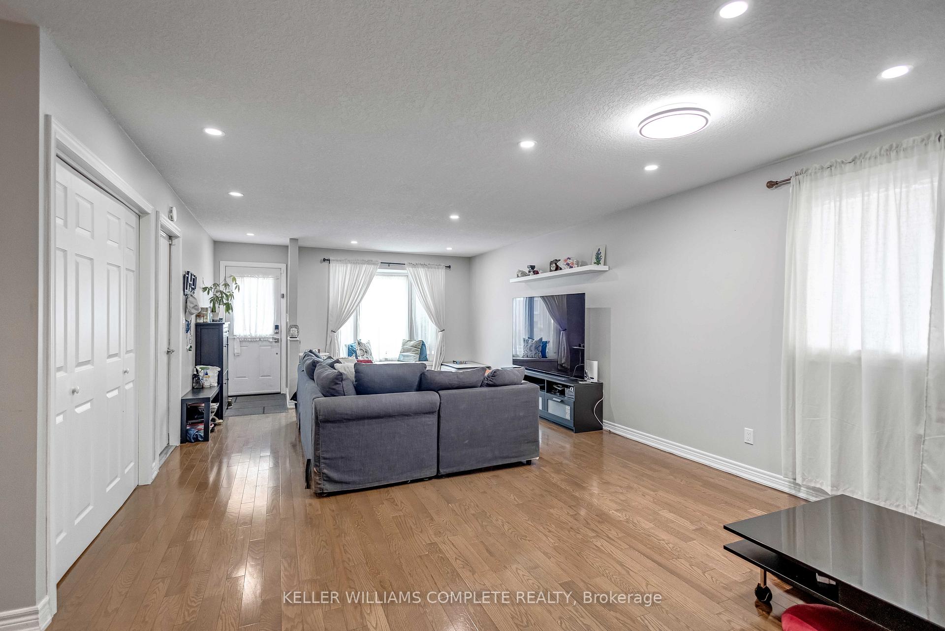 Photo 7 of 18 Rosewell Street, Hamilton, Randall — HOMEH