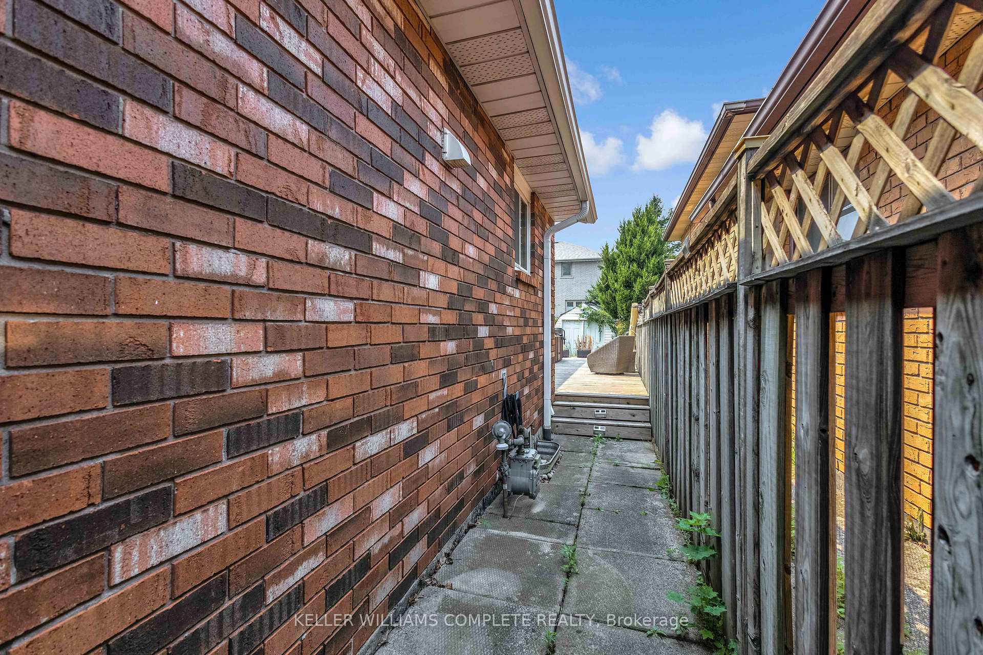 Photo 33 of 18 Rosewell Street, Hamilton, Randall — HOMEH