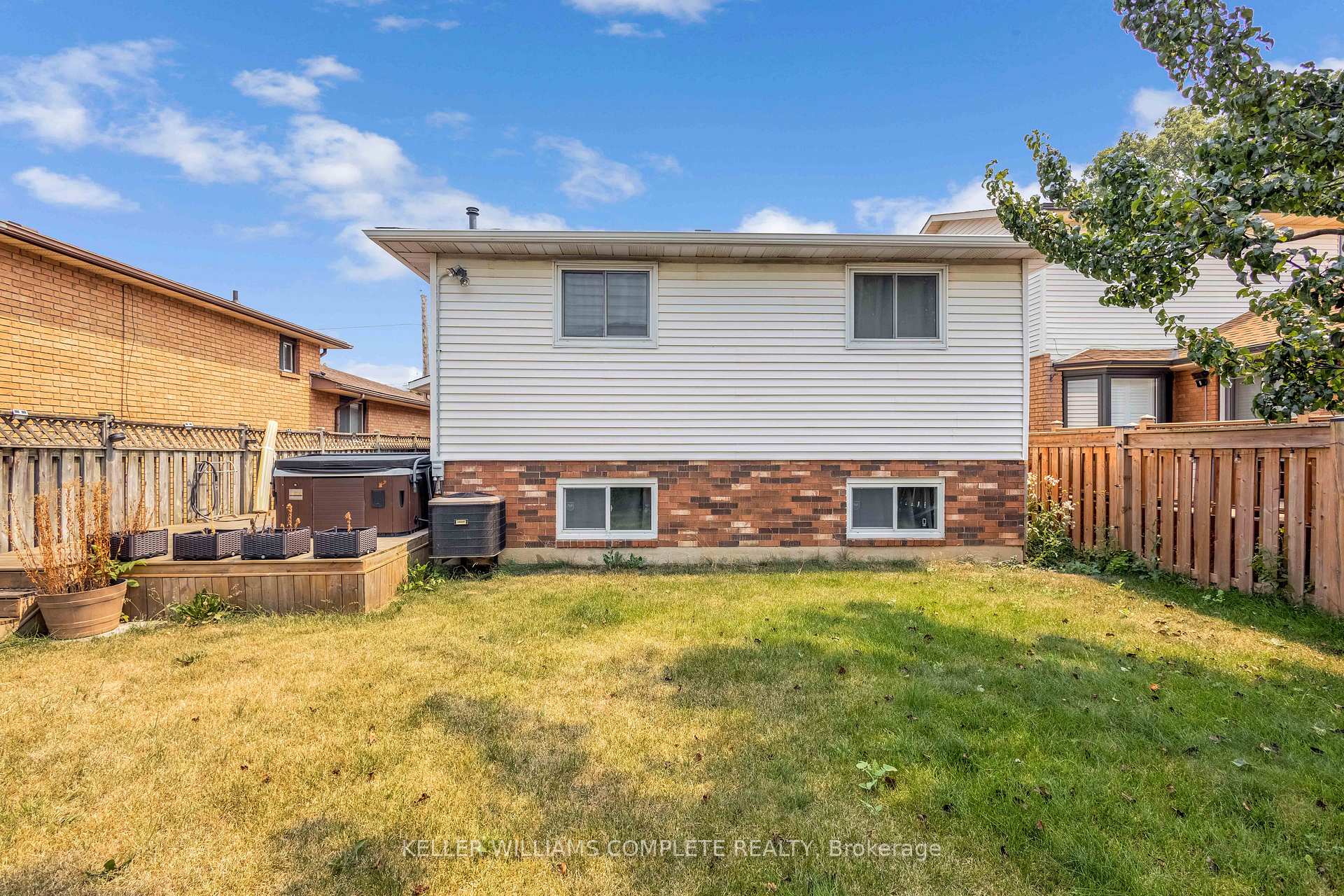 Photo 34 of 18 Rosewell Street, Hamilton, Randall — HOMEH