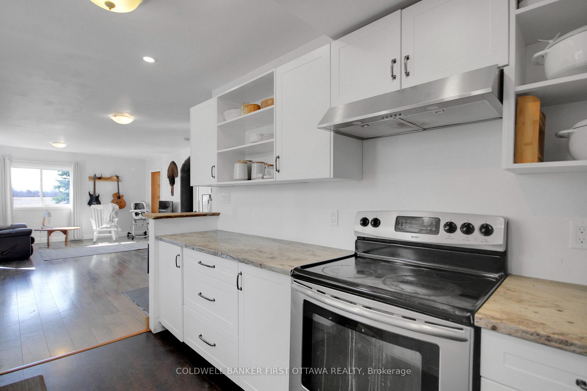 Photo 9 of 6671 Dalmeny Road, Ottawa, Osgoode Twp South of Reg Rd 6 — HOMEH