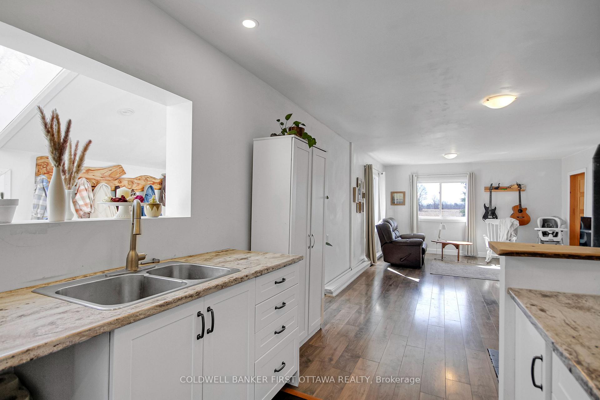 Photo 11 of 6671 Dalmeny Road, Ottawa, Osgoode Twp South of Reg Rd 6 — HOMEH
