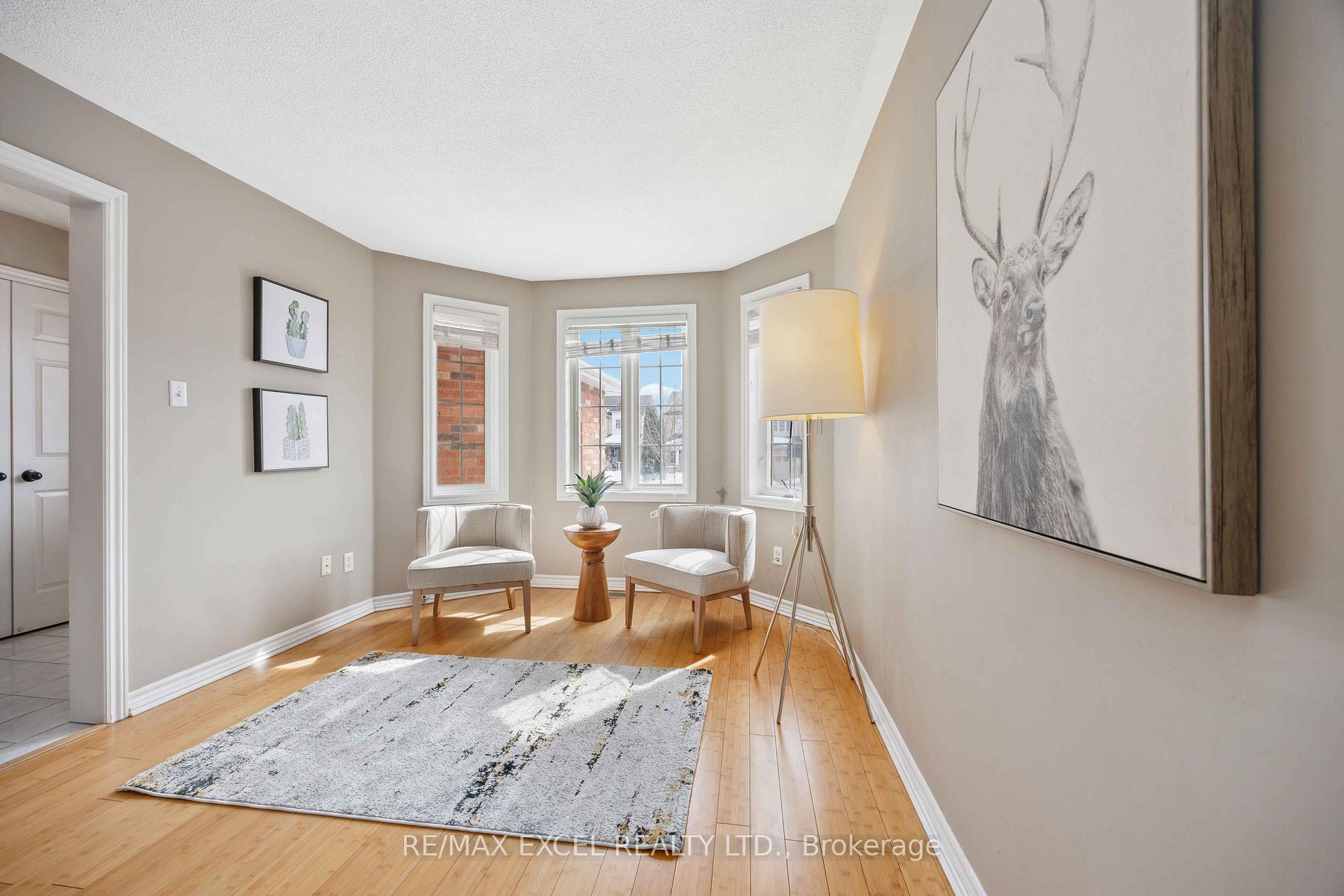 Photo 6 of 20 Bird Street, Barrie, Edgehill Drive — HOMEH